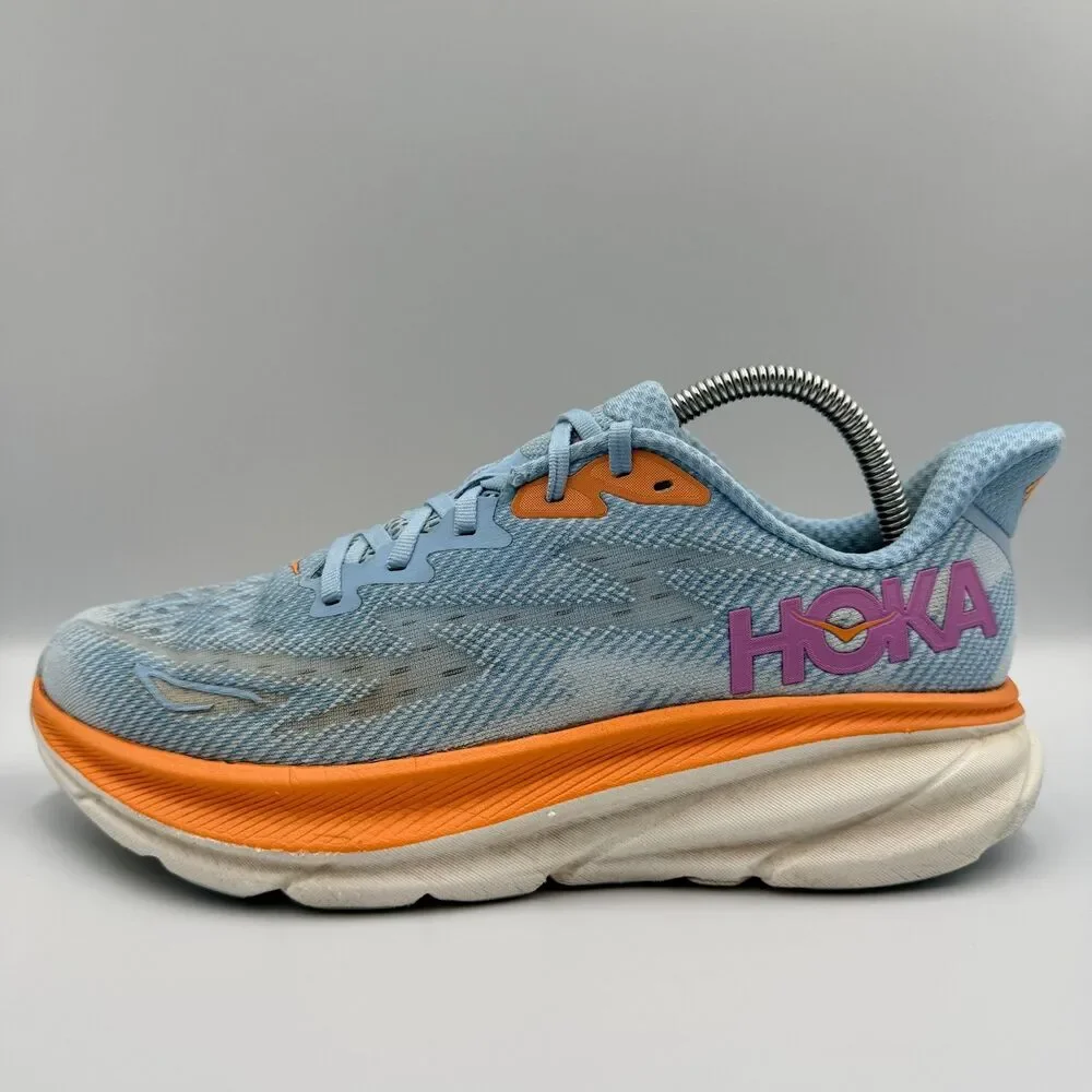 Hoka One One hoka one